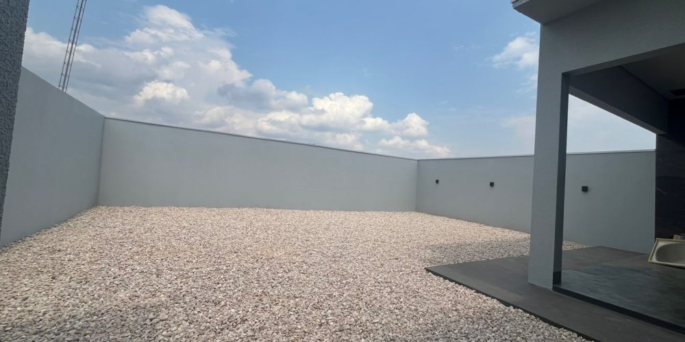 Área externa livre para expansão, multiuso