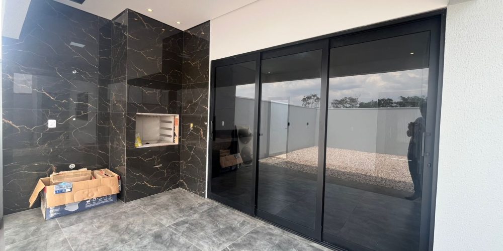 Varanda gourmet com churrasqueira